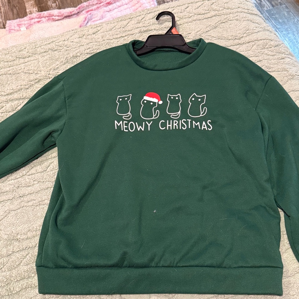 SHEIN Green 'Meowy Christmas' Sweater